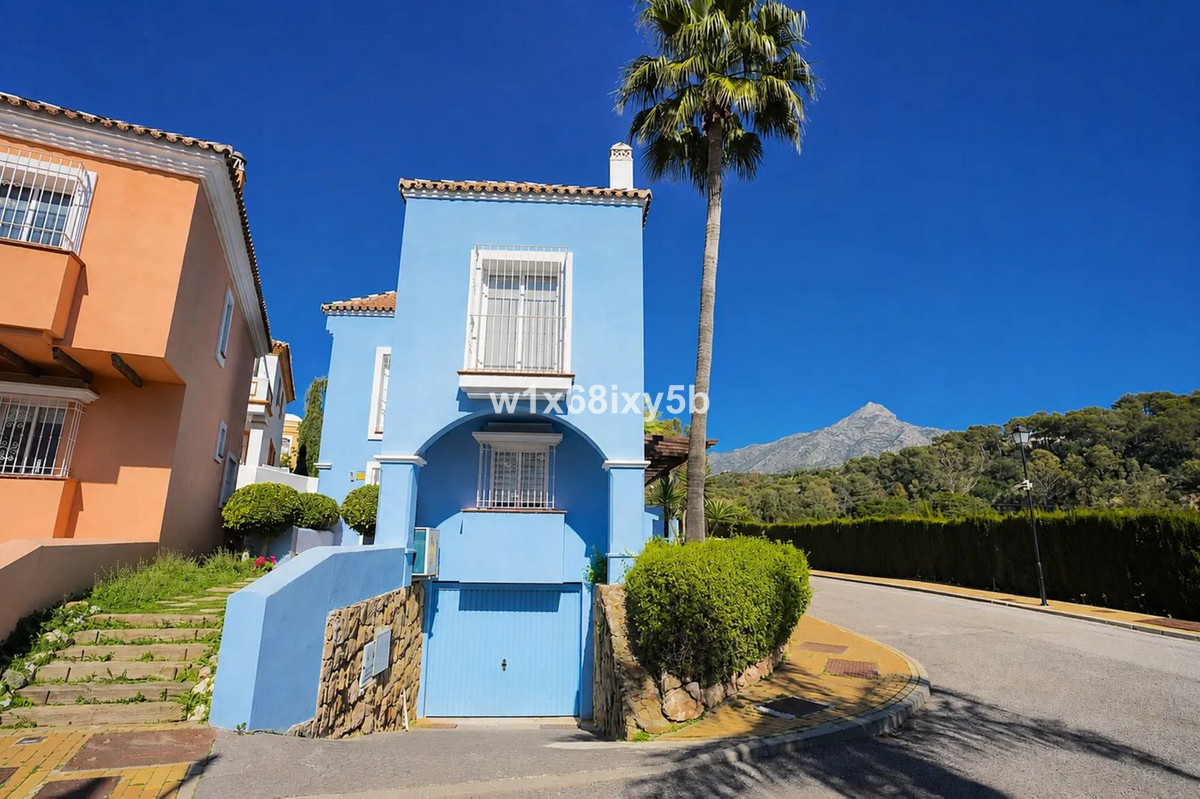 Nueva Andalucía, Marbella